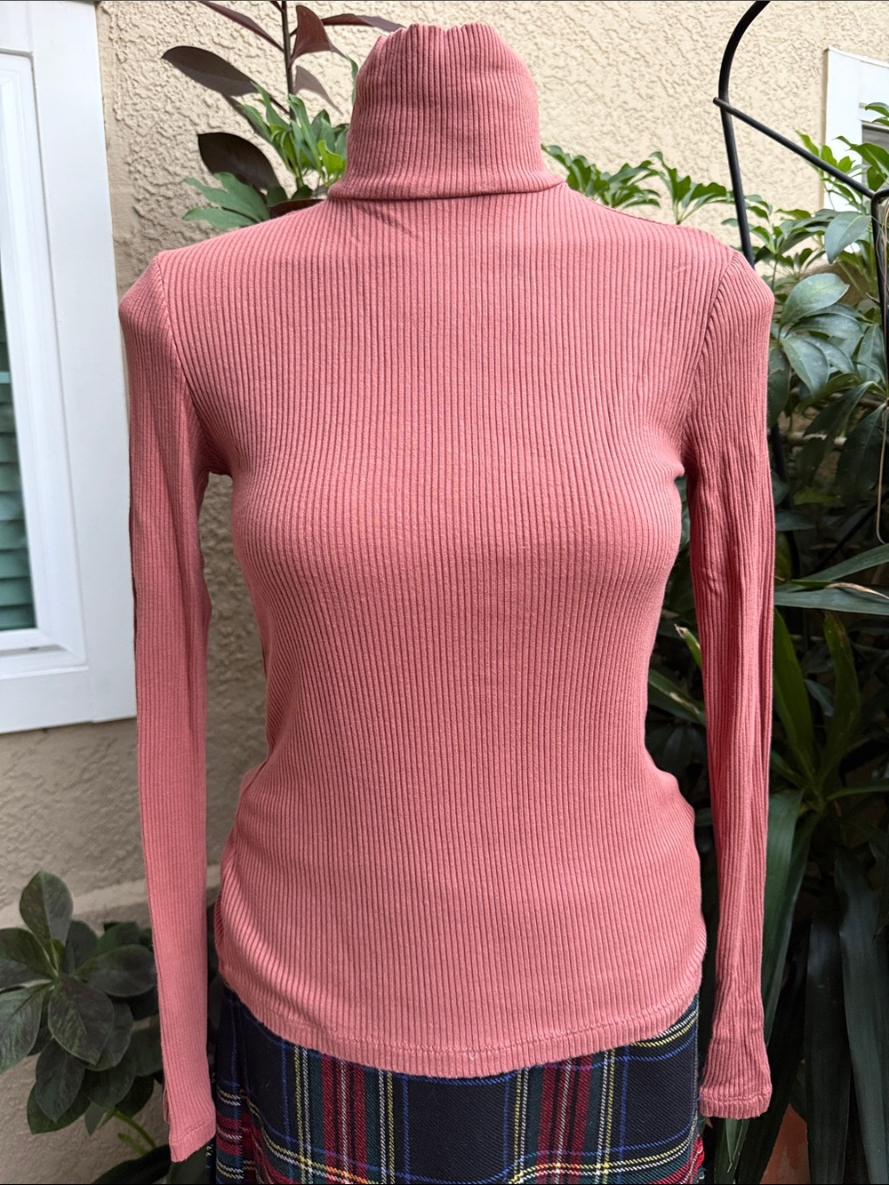 Forever 21 Ribbed Turtleneck Long Sleeve Top - Dusty Pink
